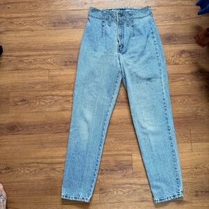 Vintage High-Waisted Jeans